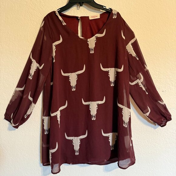 Peach Love Burgundy Longhorn Skull Print Sheer Blouse Keyhole Back UT Spirit TX - Picture 6 of 8
